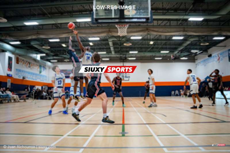 Julio MASSA -  College Dawson - Cégep Édouard-Montpetit - Basketball - RSEQ 2026 - Basketball M D2 - Championnat de conférence SO - Dawson vs Édouard-Montpetit (#RSEQ26BMD25DE) Photo by: Juan Alchourron | Siuxy Sports 2026-03-28